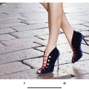 Gianvito Rossi Midnight Blue Velveteen Stiletto Heels Red/Gold Trim Sz 11.5